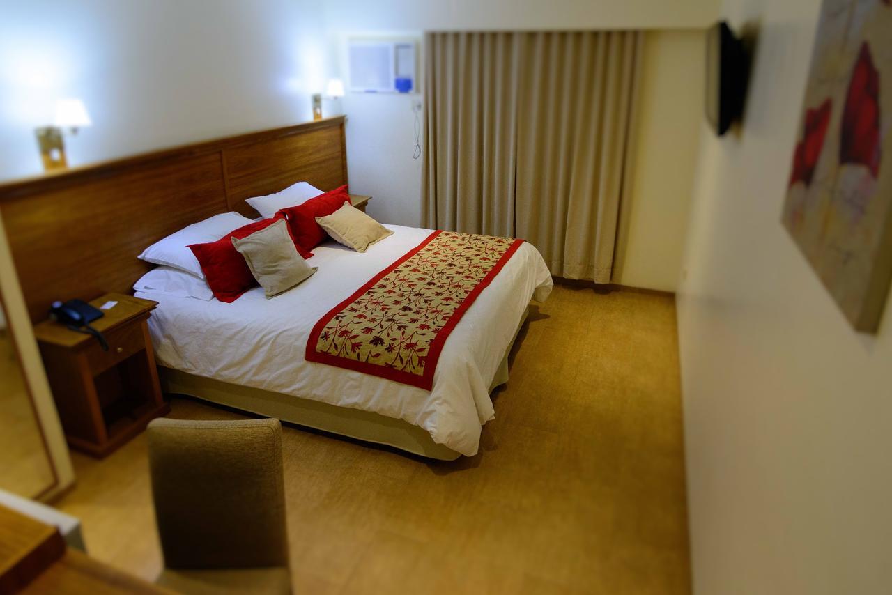 לה בנדה Hotel Urbano מראה חיצוני תמונה